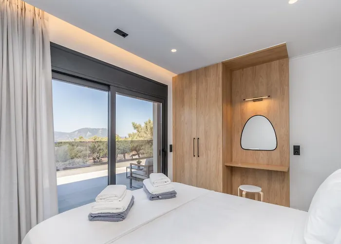 Nadine Villa Spartokhórion